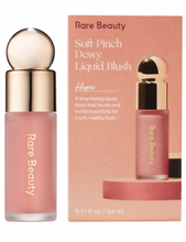 Cargar imagen en el visor de la galería, Pre orden: Mini Rare Beauty by Selena Gomez Soft Pinch Liquid Blush