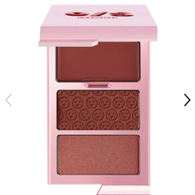 Cargar imagen en el visor de la galería, ONE/SIZE by Patrick Starrr Cheek Clapper 3D Blush Trio Palette