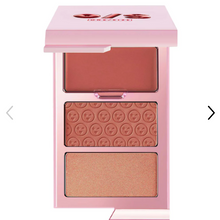 Cargar imagen en el visor de la galería, ONE/SIZE by Patrick Starrr Cheek Clapper 3D Blush Trio Palette