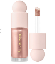 Cargar imagen en el visor de la galería, Pre orden: Rare Beauty by Selena Gomez Positive Light Liquid Luminizer Highlight