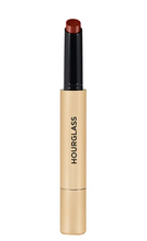 Cargar imagen en el visor de la galería, Pre orden: Hourglass Phantom Volumizing Glossy Lip Balm
