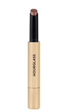 Cargar imagen en el visor de la galería, Pre orden: Hourglass Phantom Volumizing Glossy Lip Balm