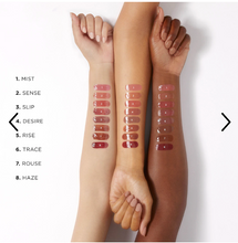 Cargar imagen en el visor de la galería, Pre orden: Hourglass Phantom Volumizing Glossy Lip Balm