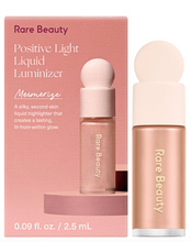 Cargar imagen en el visor de la galería, Pre orden: Mini Rare Beauty by Selena Gomez Positive Light Liquid Luminizer Highlight