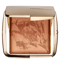 Cargar imagen en el visor de la galería, Pre orden: Hourglass Ambient® Lighting Bronzer