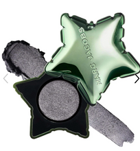 Cargar imagen en el visor de la galería, Pre orden: Marc Jacobs Beauty Born Star Cream-to-Powder Long-Wear Eyeshadow