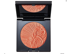Cargar imagen en el visor de la galería, Pre orden: Skin Fetish: Divine Powder Blush- PAT McGRATH LABS