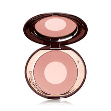 Cargar imagen en el visor de la galería, Pre orden: Charlotte Tilbury Cheek to Chic Blush