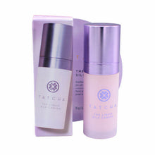 Cargar imagen en el visor de la galería, Pre orden: Liquid Silk Canvas: Featherweight Protective Primer- Tatcha