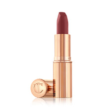 Cargar imagen en el visor de la galería, Pre orden: Matte Revolution Lipstick- Charlotte Tilbury