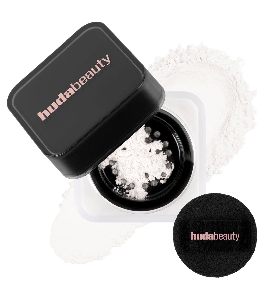 Pre orden: HUDA BEAUTY
Easy Bake Blurring Loose Baking & Setting Powder mini sugar cookie