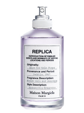 Cargar imagen en el visor de la galería, Pre orden: Maison Margiela &#39;REPLICA&#39; When the Rain Stops
