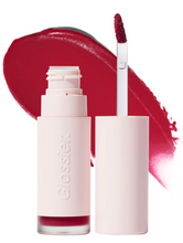 Cargar imagen en el visor de la galería, Pre orden: Glossier G Suit Soft Touch Matte Liquid Lip Crème
