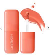 Cargar imagen en el visor de la galería, Pre orden: HUDA BEAUTY  Blush Filter Soft Glow Liquid Blush
