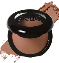 Cargar imagen en el visor de la galería, Pre orden: Saie  Slip Tint™ Undetectable Baked Setting Powder
