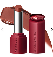 Cargar imagen en el visor de la galería, Pre orden: Marc Jacobs Beauty  Heart On Long-Lasting Soft Shine Lipstick
